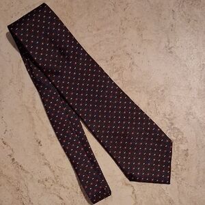 Navy Blue Geometric 100% Silk Tie